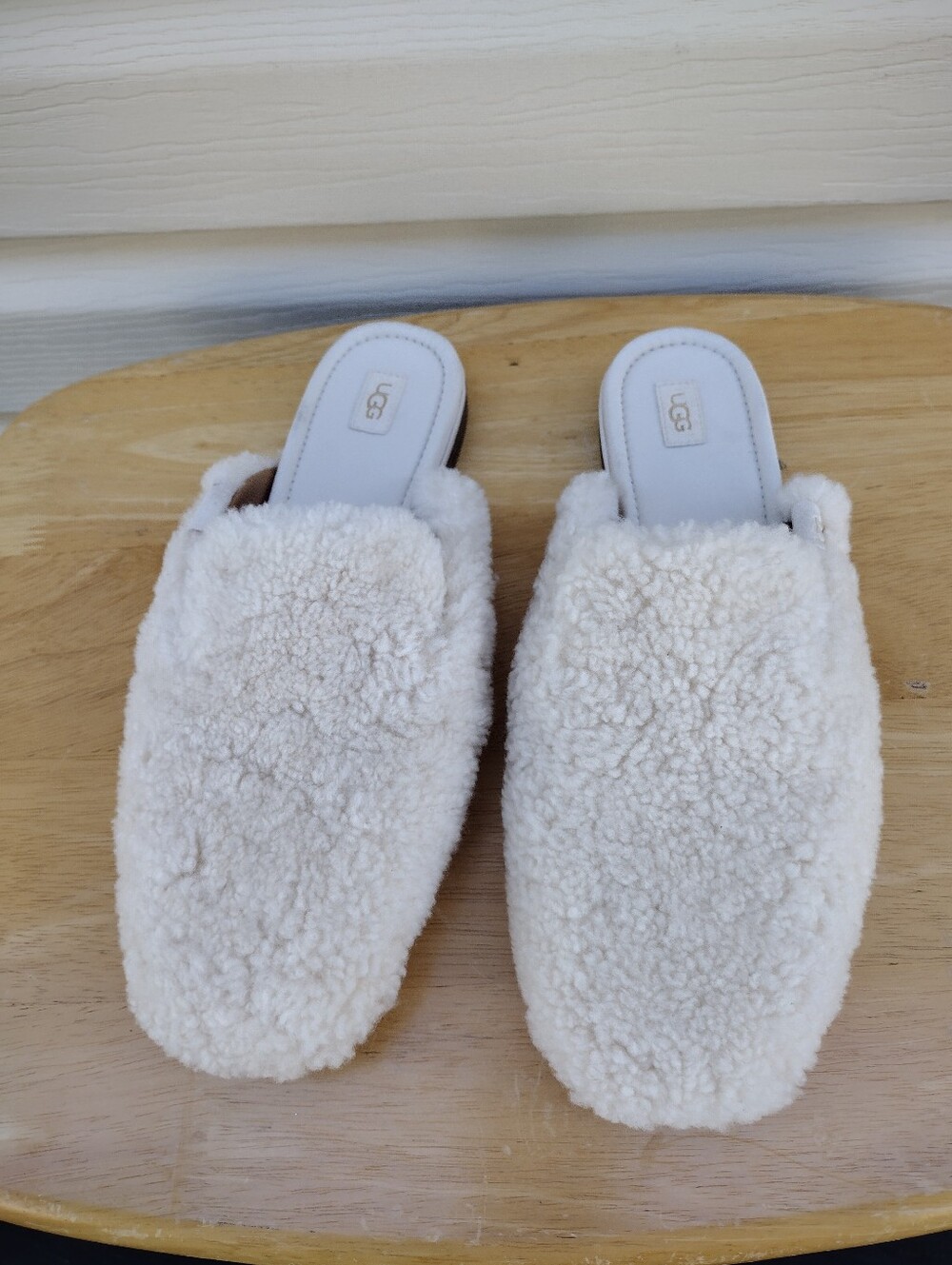 UGG Women's Natural Cream Janaya Cozy Mule Slip On Slippers Size 10 NWOB